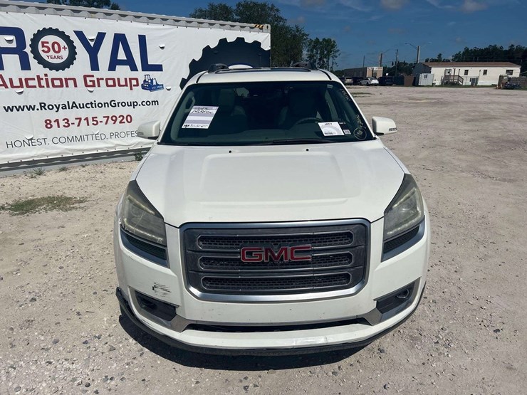 2015-gmc-acadia-image-22