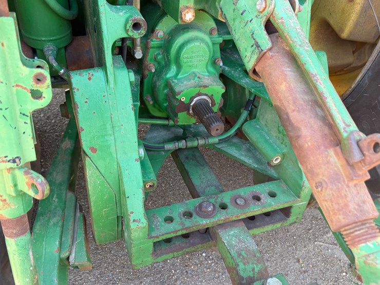 john-deere-8420-image-41