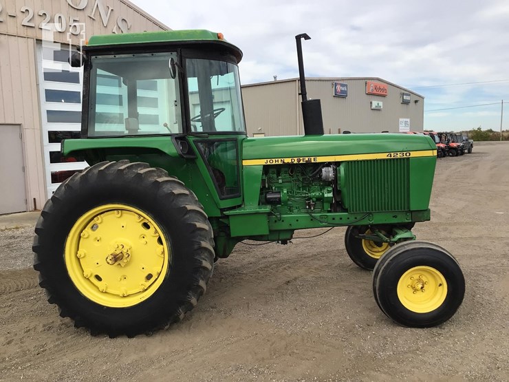 1973-john-deere-4230-image-3