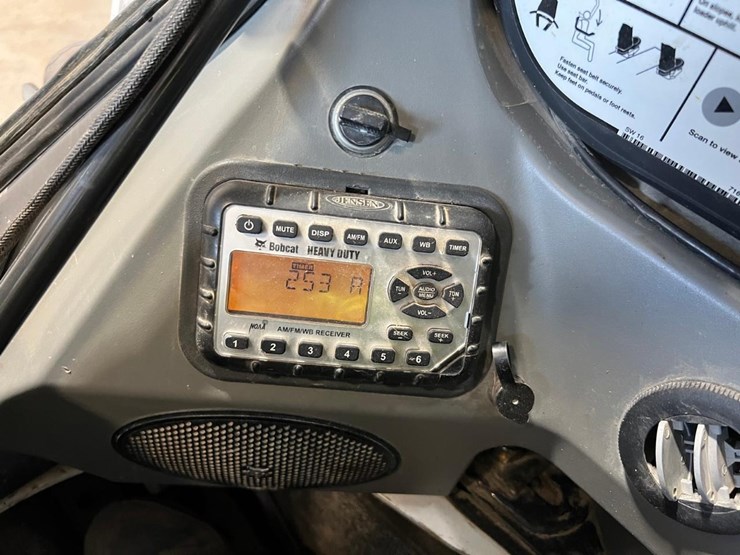 bobcat-s740-image-26