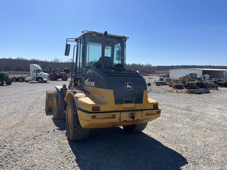 2007-deere-304j-image-5