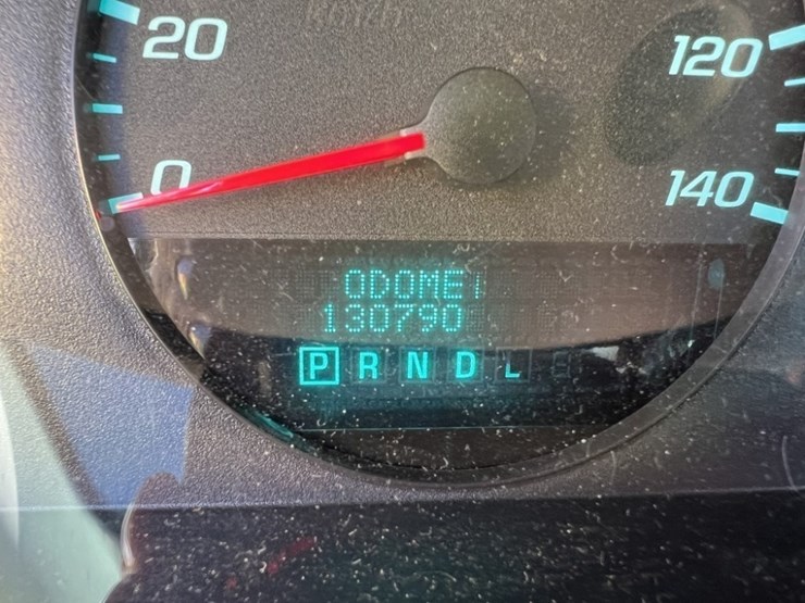 2012-chevrolet-impala-sedan-image-25