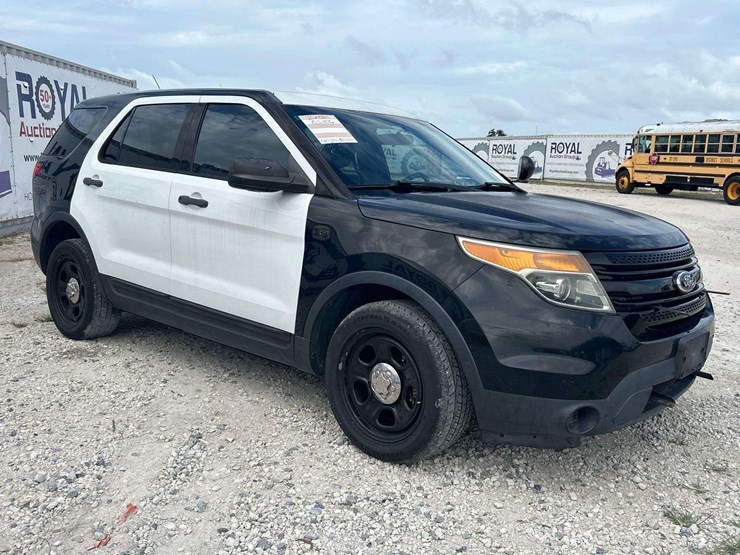 2013-ford-explorer-image-2