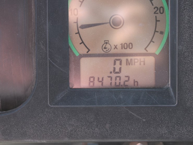 john-deere-4755-image-31