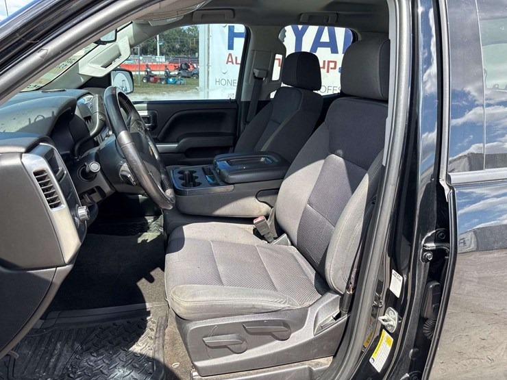 2018-chevrolet-silverado-1500-image-15