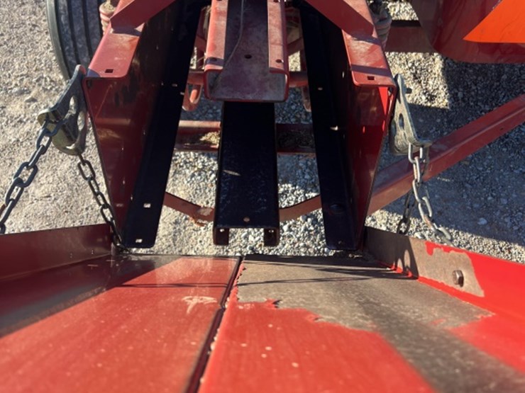 new-holland-bc5060-image-5