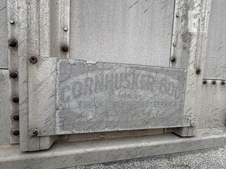 1990-cornhusker-hopper-bottom-image-2