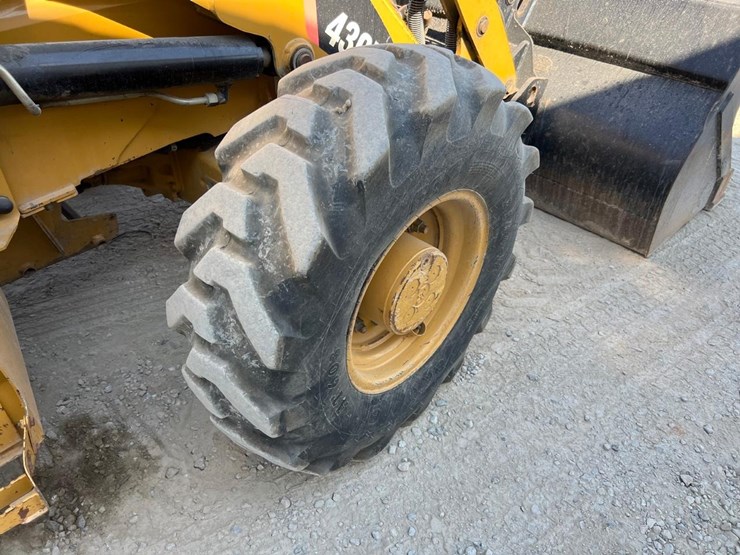 caterpillar-430e-image-23
