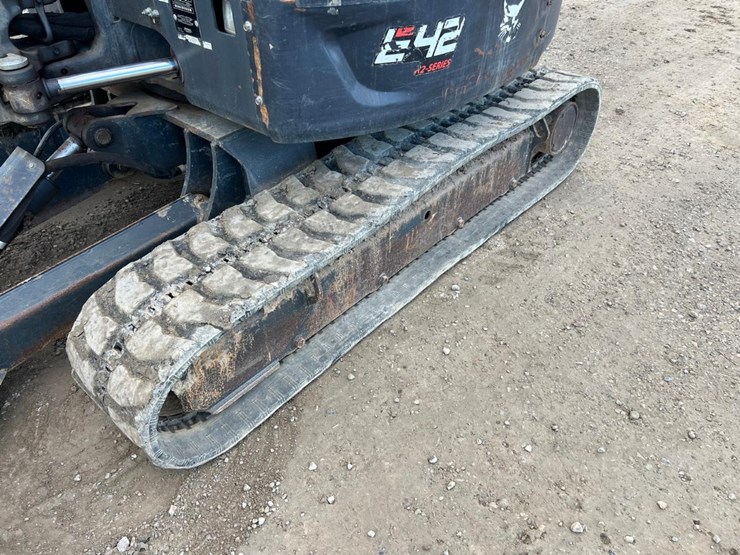 2022-bobcat-e42-image-14
