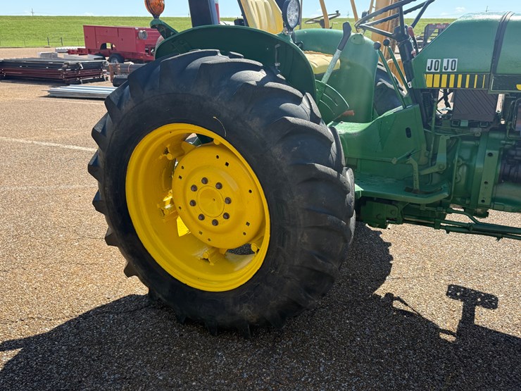 john-deere-2155-image-14