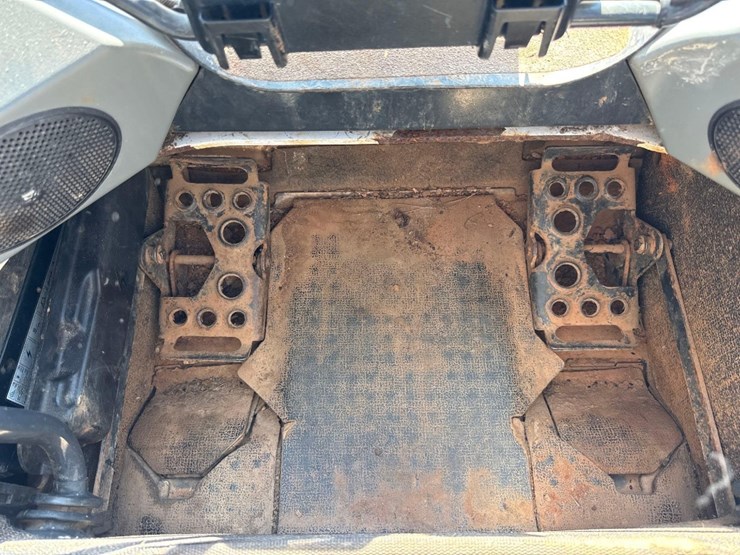 2017-bobcat-t650-image-27