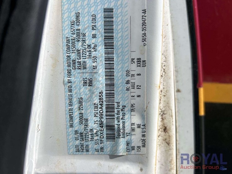 2009-ford-e450-image-5