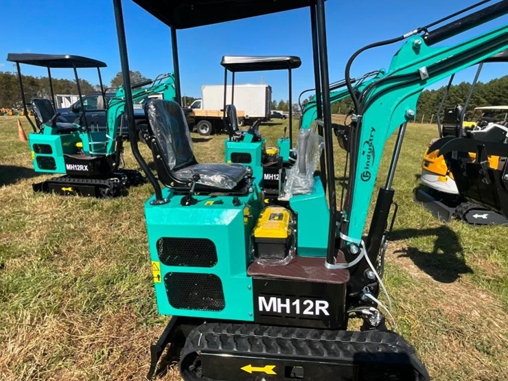 unused-cfg-mh12r-mini-excavator-(bkt,-2-ft-8-in,-image-5
