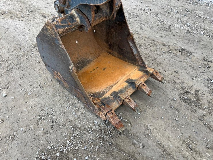 2022-bobcat-e42-image-10