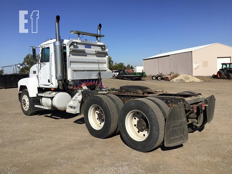 1996-mack-ch613-image-6