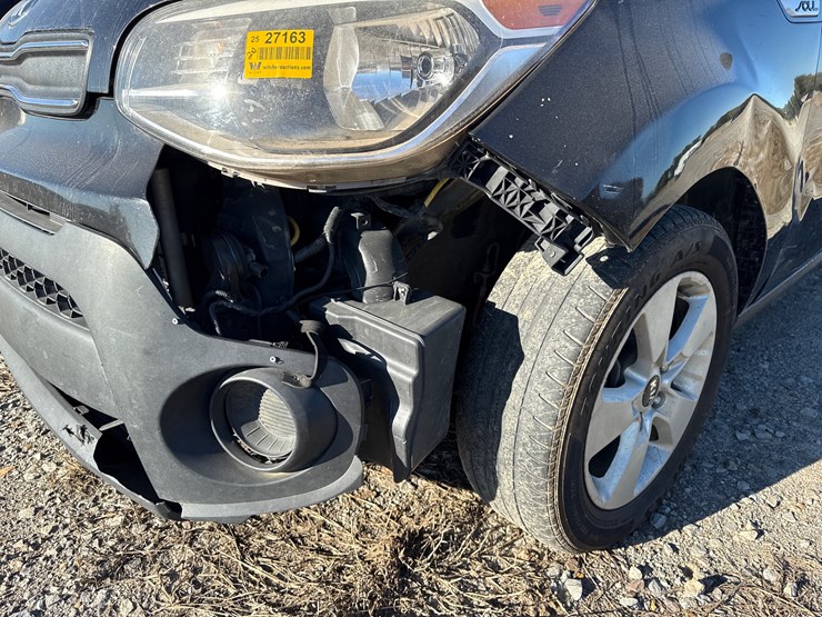 #27163-•-2017-kia-soul-suv-vin:-kndjn2a2xh7430848-inv#-27163-image-12