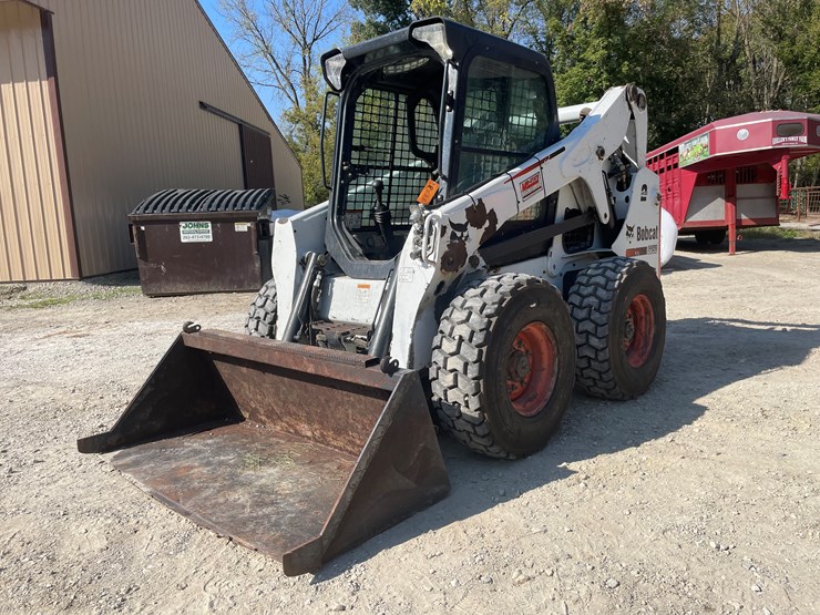 2011-bobcat-s650-image-1