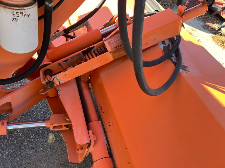 lay-mor-sweepmaster-300-image-23