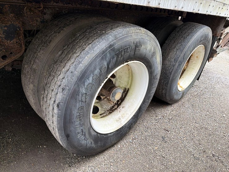 1998-strick-trailer-image-8