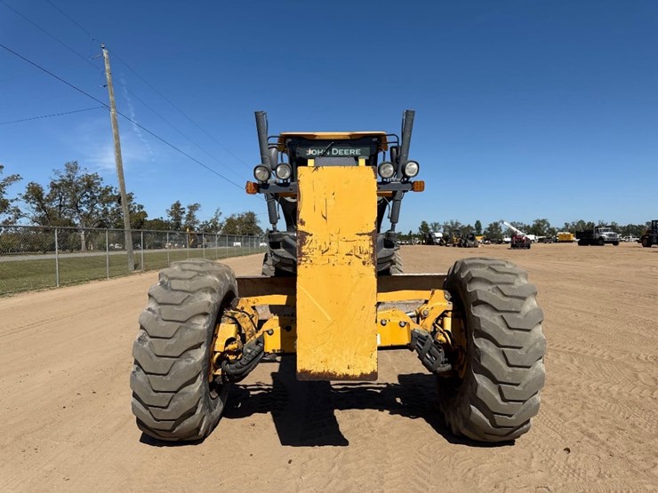 2014-deere-672g-image-3