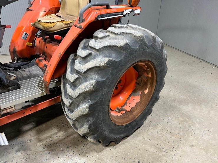 kubota-l3710-image-13