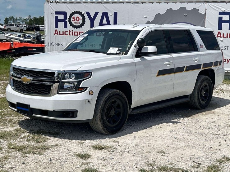 2017-chevrolet-tahoe-image-1