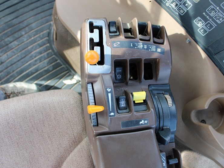 john-deere-8320-image-86