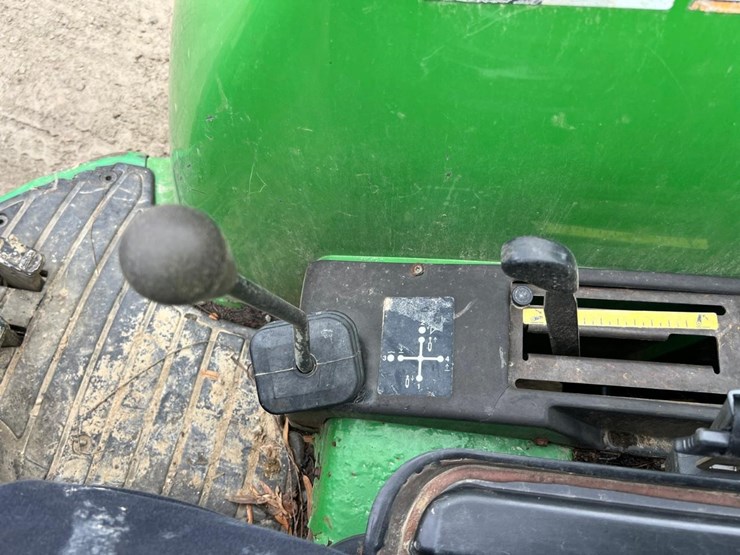 john-deere-4600-image-36