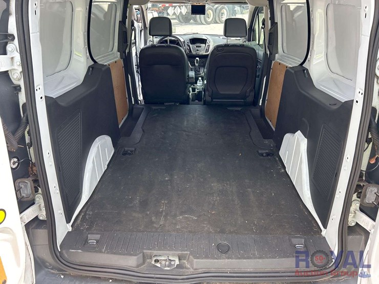 2014-ford-transit-connect-image-23