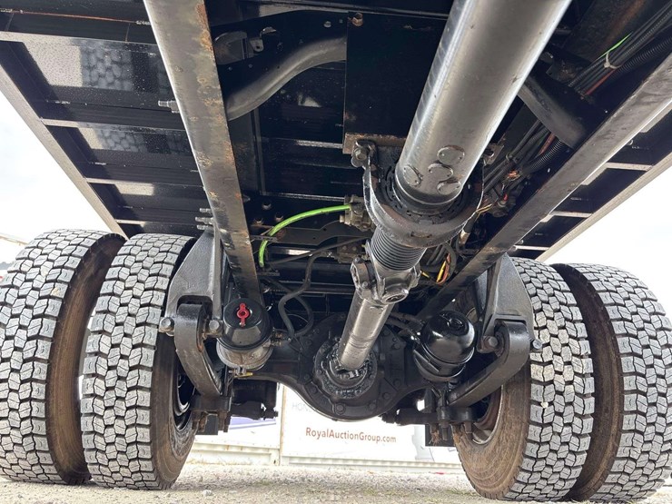 2020-international-mv607-16ft-morgan-dump-truck-image-46