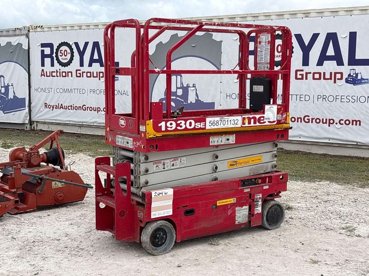 2017-mec-1930se-19ft-scissor-lift-image-1