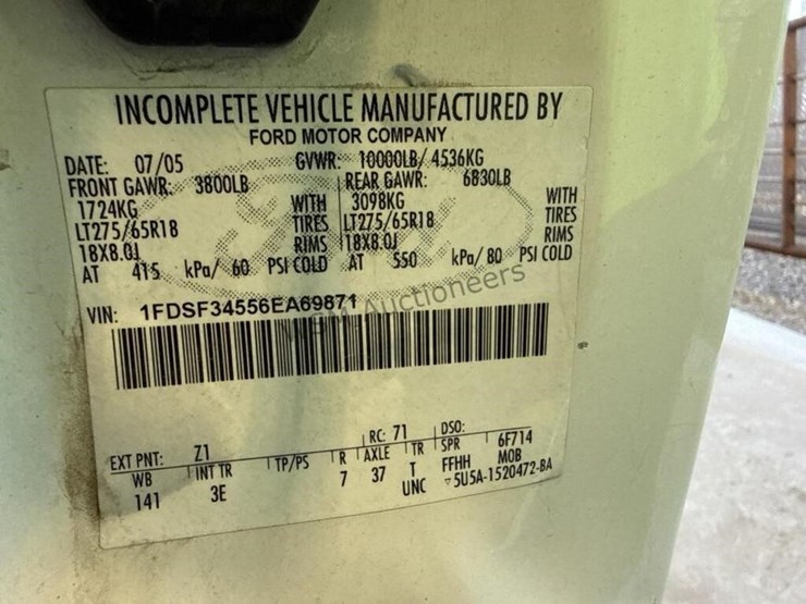 2006-ford-f350-image-15