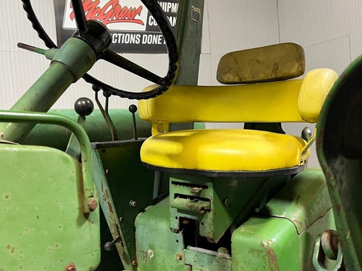 john-deere-4320-image-19