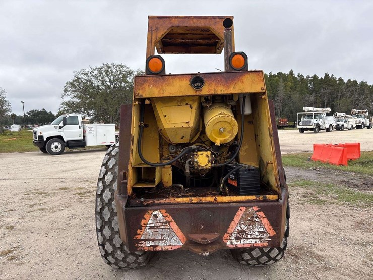 bomag-bw213d-image-30