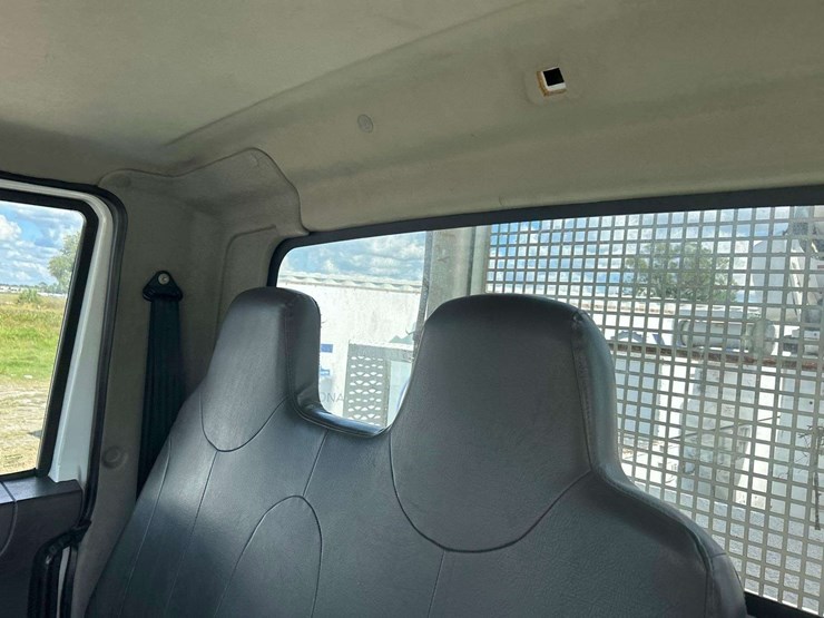 2013-international-workstar-7400-image-19