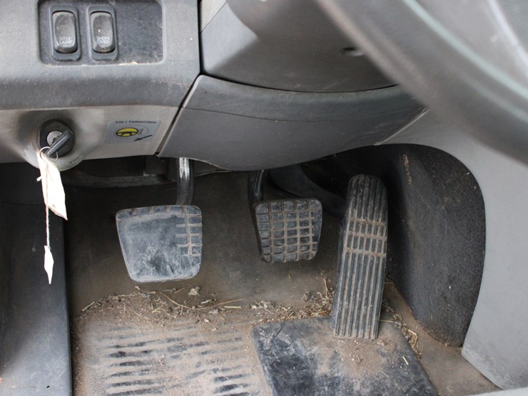 #2063-•-#2063--2006-freightliner-century-classic-s/t-semi-image-36