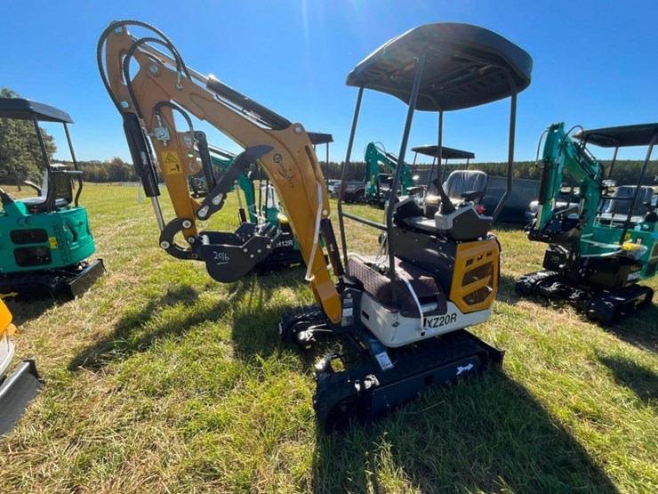 unused-cfg-xz20r-mini-excavator-image-1