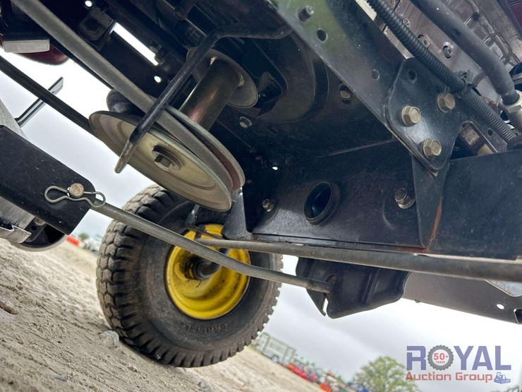 2019-troy-bilt-pony-42x-42in-riding-mower-image-12