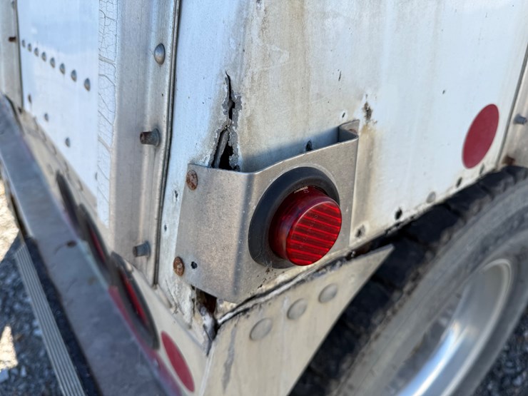 2011-merritt-42-image-18