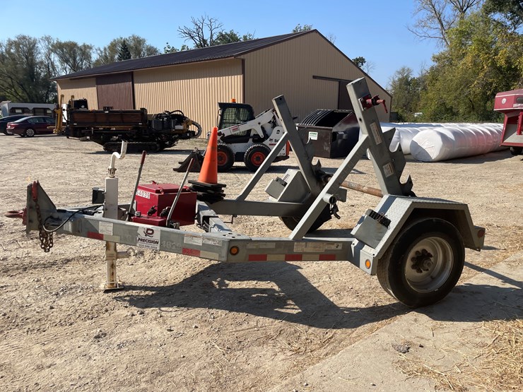 #1014-•-2015-moran-reel-trailer,-(has-title)-image-9