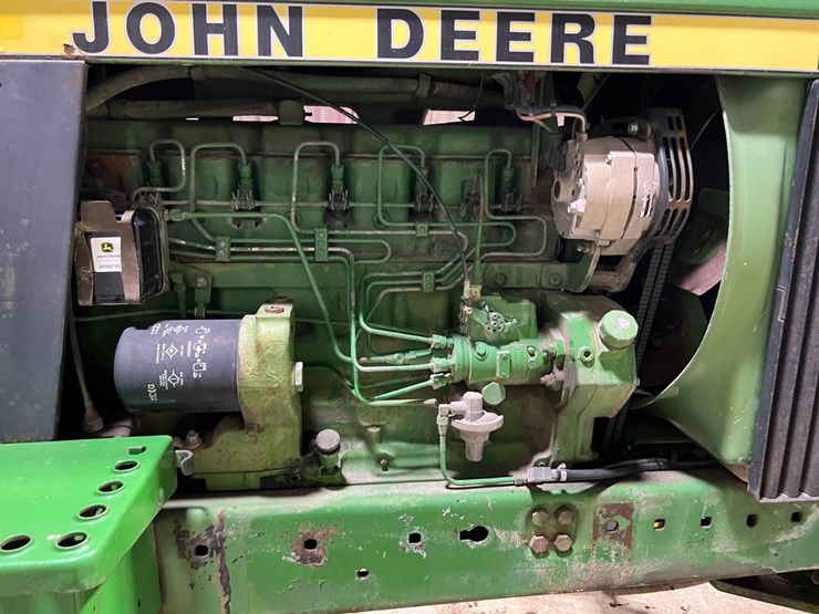 john-deere-4240-image-18