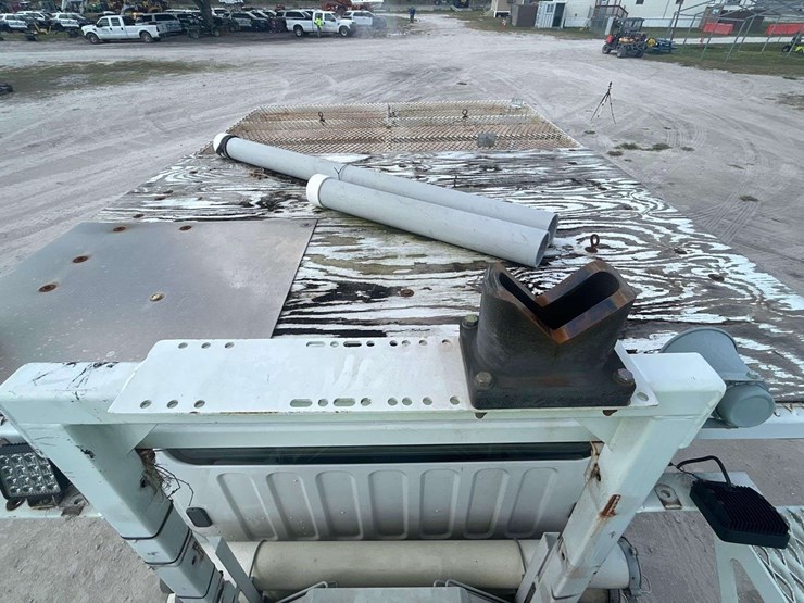 2016-freightliner-m2-106-altec-am50-50ft-bucket-truck-image-48