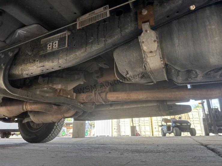 2010-ford-f250-image-23