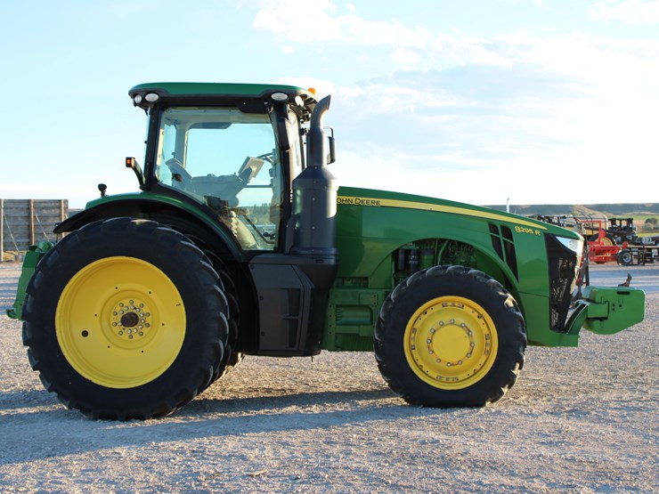 john-deere-r-image-9