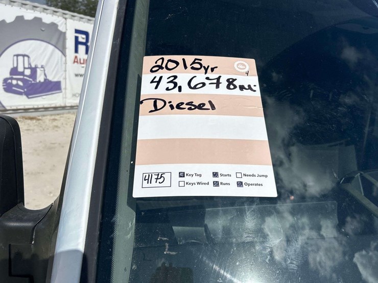 2015-freightliner-sprinter-3500-image-25