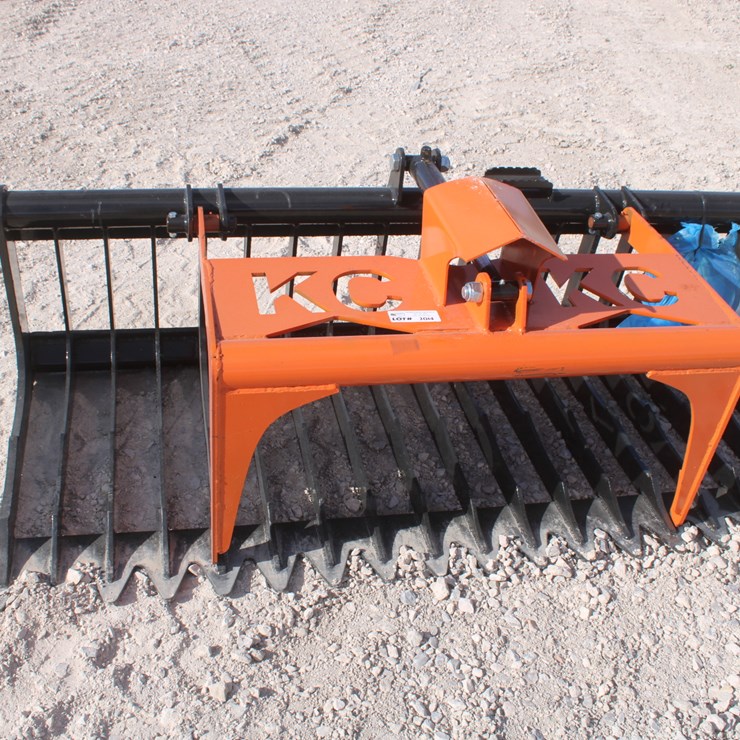 #2014 • 76 Inch Skeleton Grapple