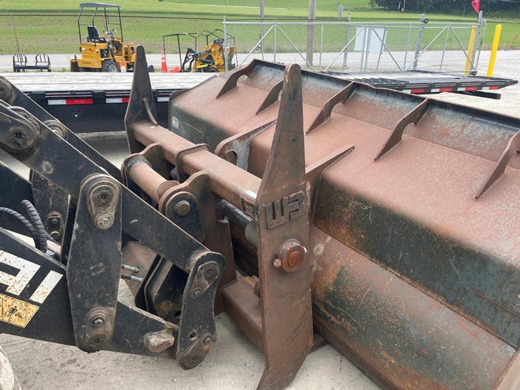 hyundai-hl740tm-7-image-23