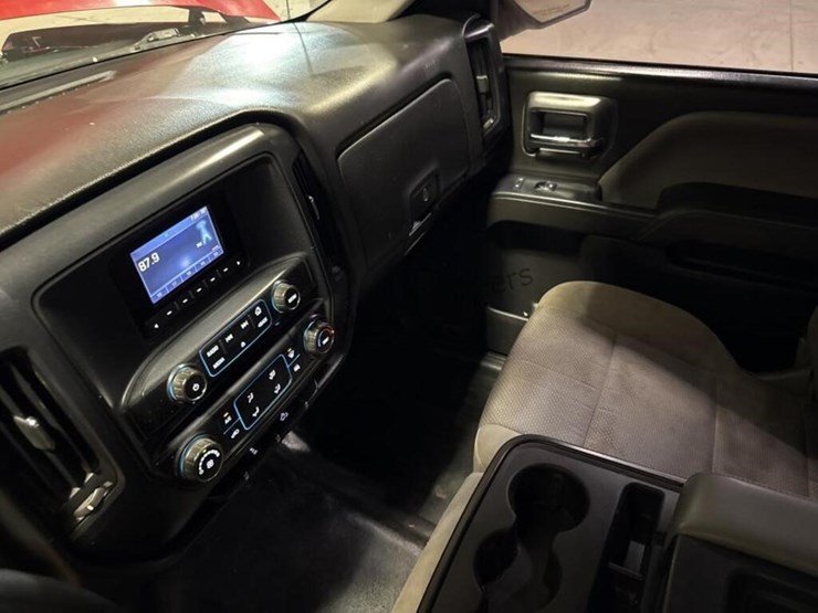 2014-chevrolet-silverado-1500-image-21