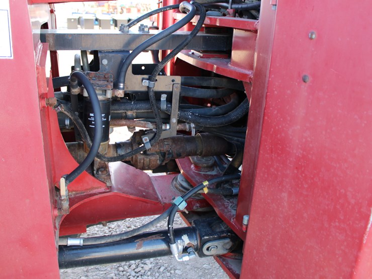 international-4100-image-50