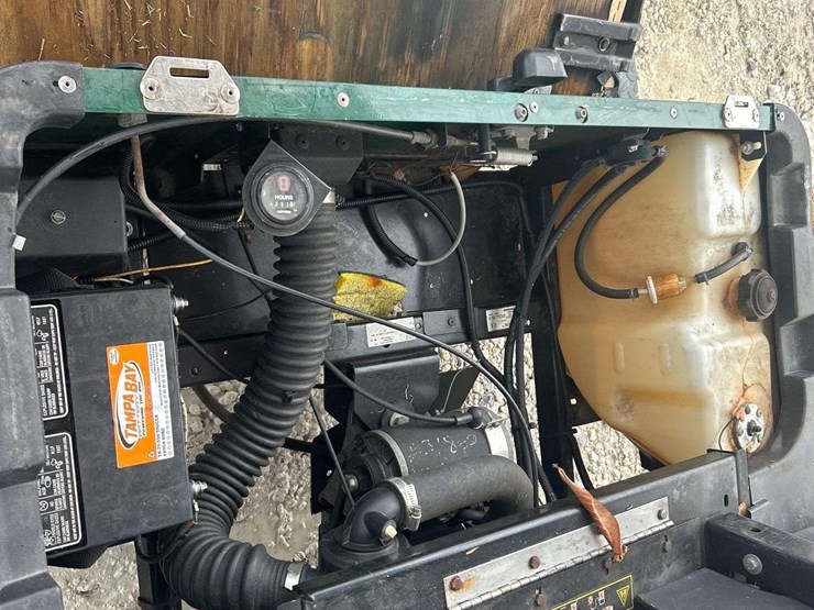 ez-go-utility-cart-image-8